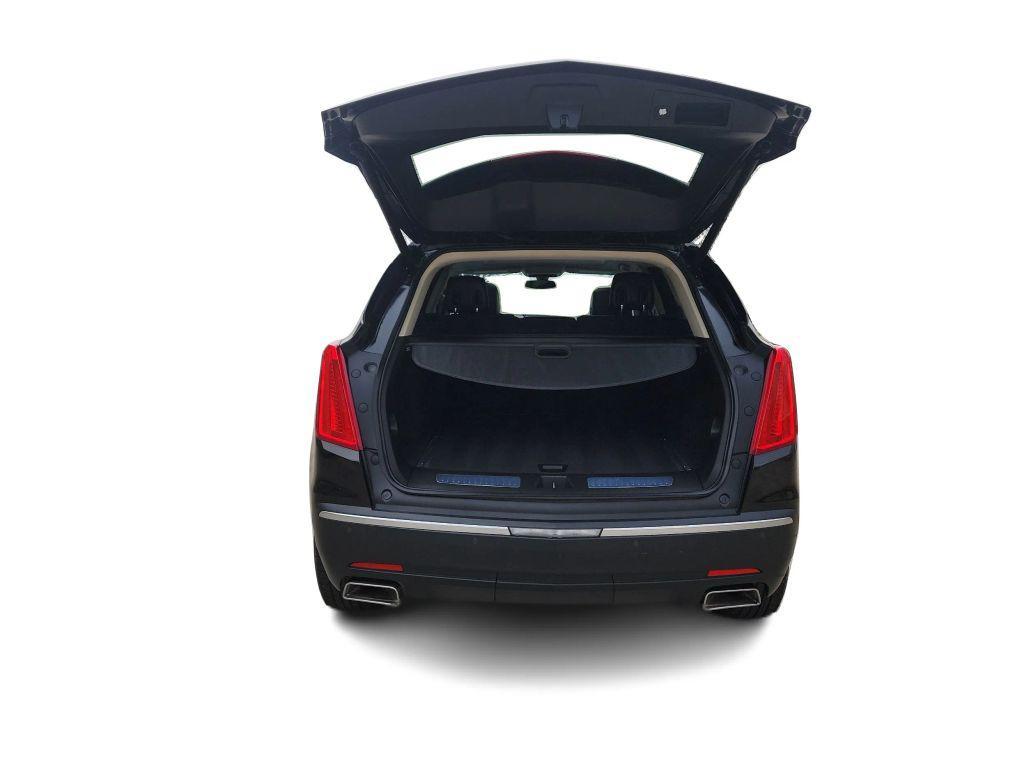 used 2017 Cadillac XT5 car, priced at $17,995