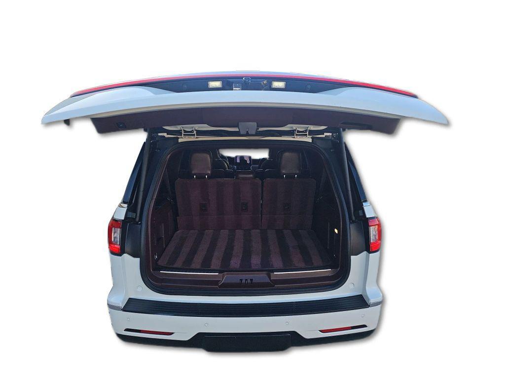 used 2020 Lincoln Navigator car, priced at $40,995