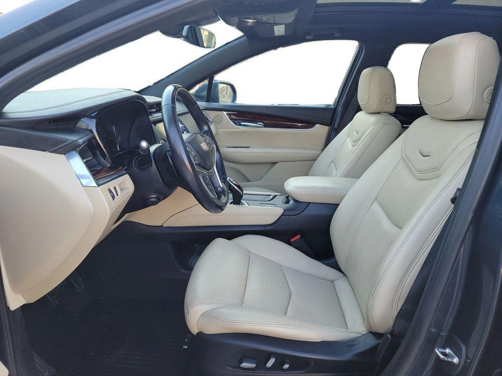 used 2019 Cadillac XT5 car, priced at $14,995