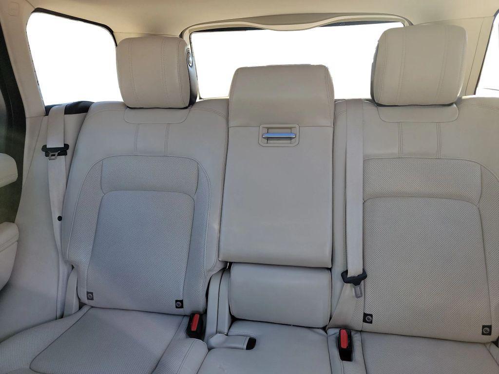 used 2020 Land Rover Range Rover car, priced at $31,995