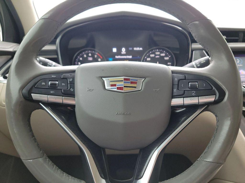 used 2020 Cadillac XT6 car, priced at $27,495