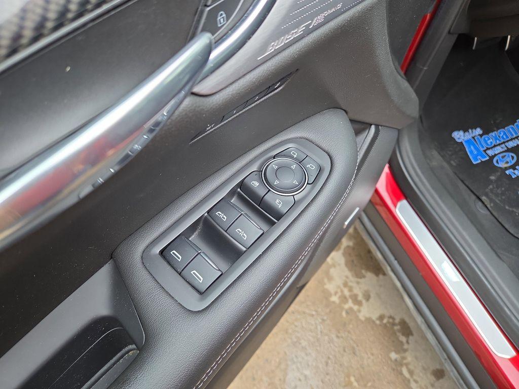 used 2021 Cadillac XT6 car, priced at $28,500