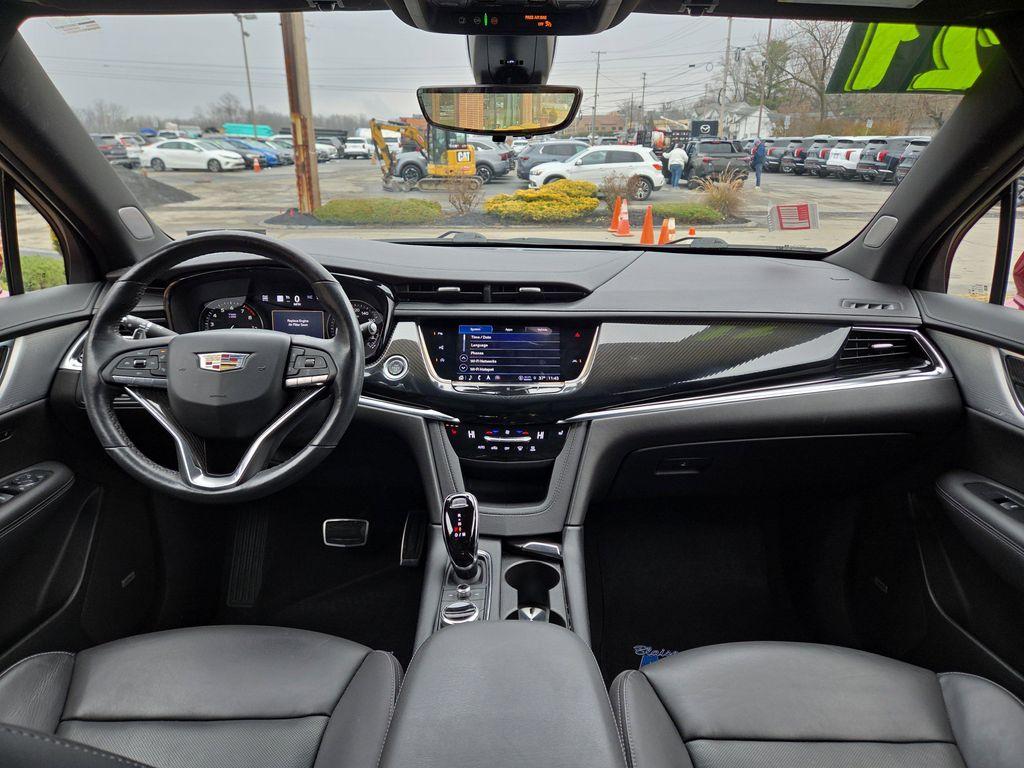 used 2021 Cadillac XT6 car, priced at $28,500