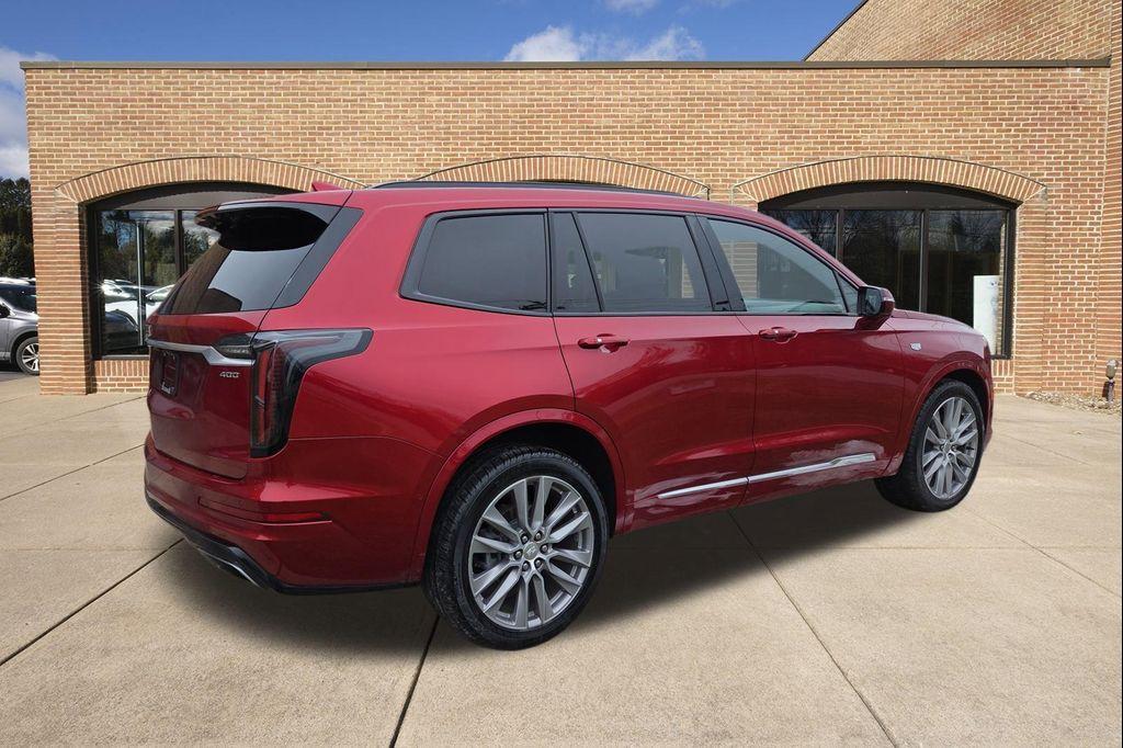 used 2021 Cadillac XT6 car, priced at $28,500