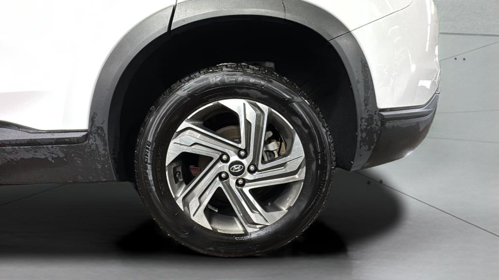 used 2023 Hyundai Santa Fe car, priced at $20,461