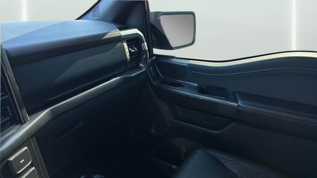 used 2021 Ford F-150 car, priced at $33,999