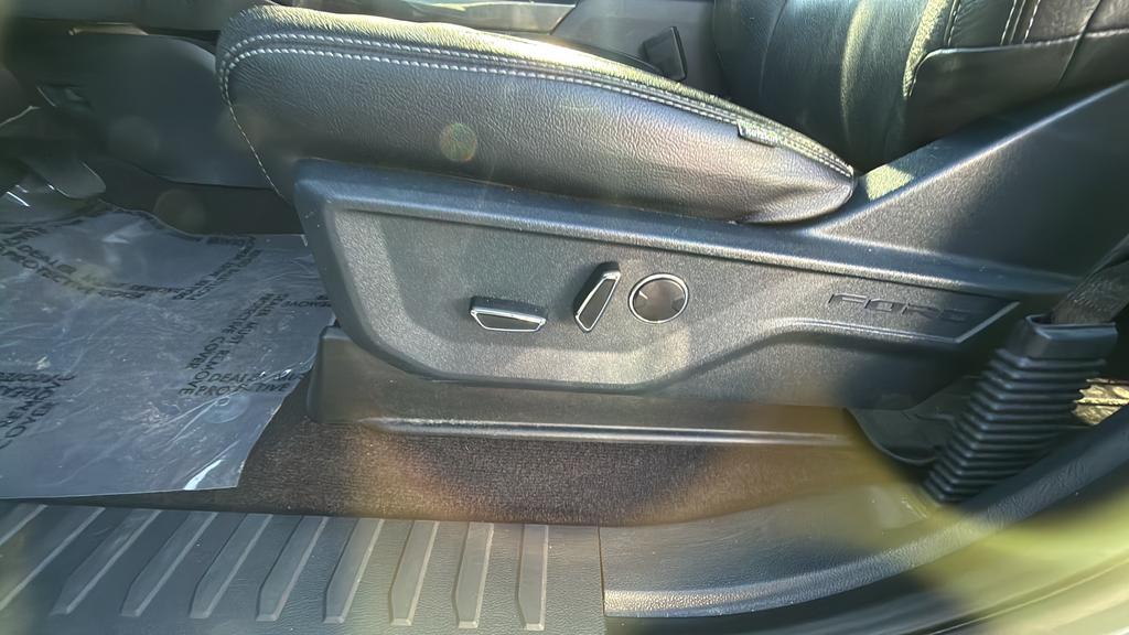 used 2021 Ford F-150 car, priced at $33,999