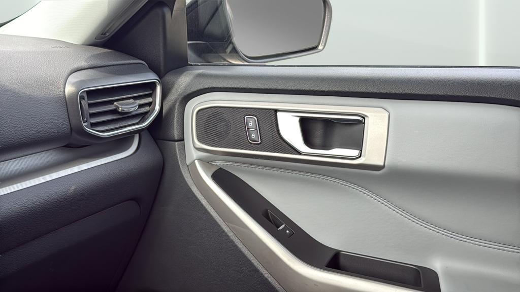 used 2022 Ford Explorer car, priced at $30,428