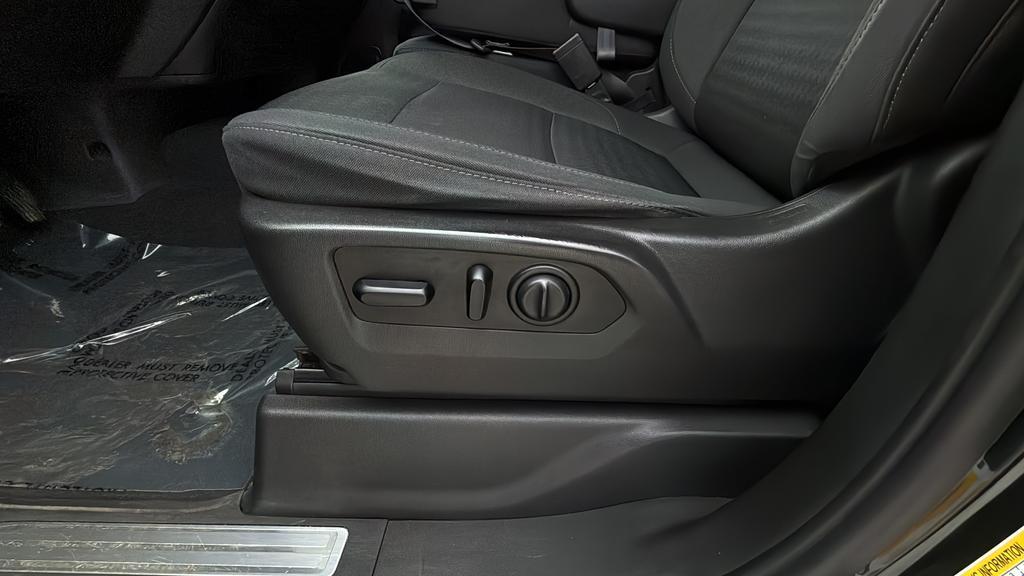 used 2021 GMC Sierra 1500 car, priced at $27,986