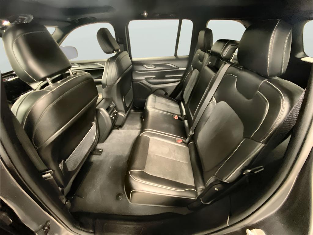 used 2024 Jeep Grand Cherokee car, priced at $31,995