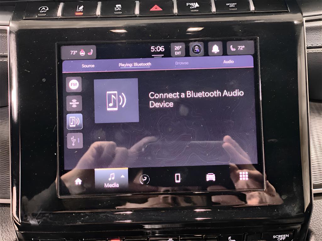 used 2024 Jeep Grand Cherokee car, priced at $31,995