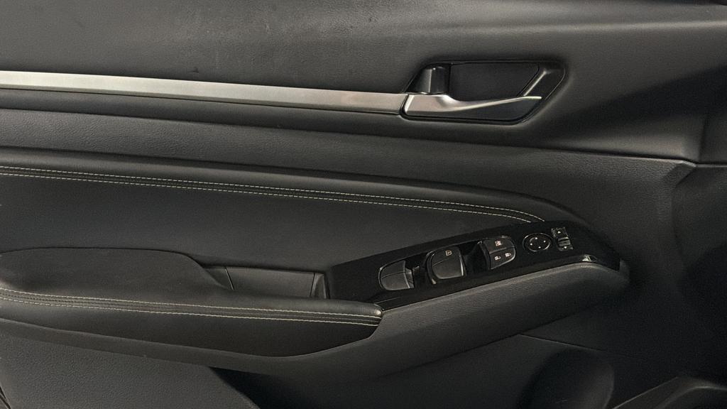 used 2023 Nissan Altima car, priced at $20,999