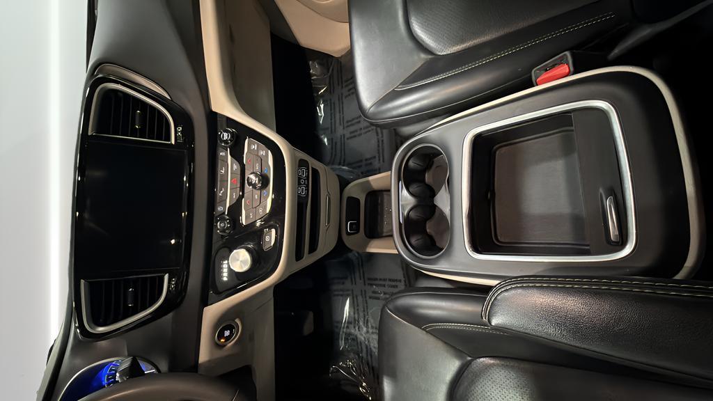 used 2023 Chrysler Pacifica car, priced at $23,999