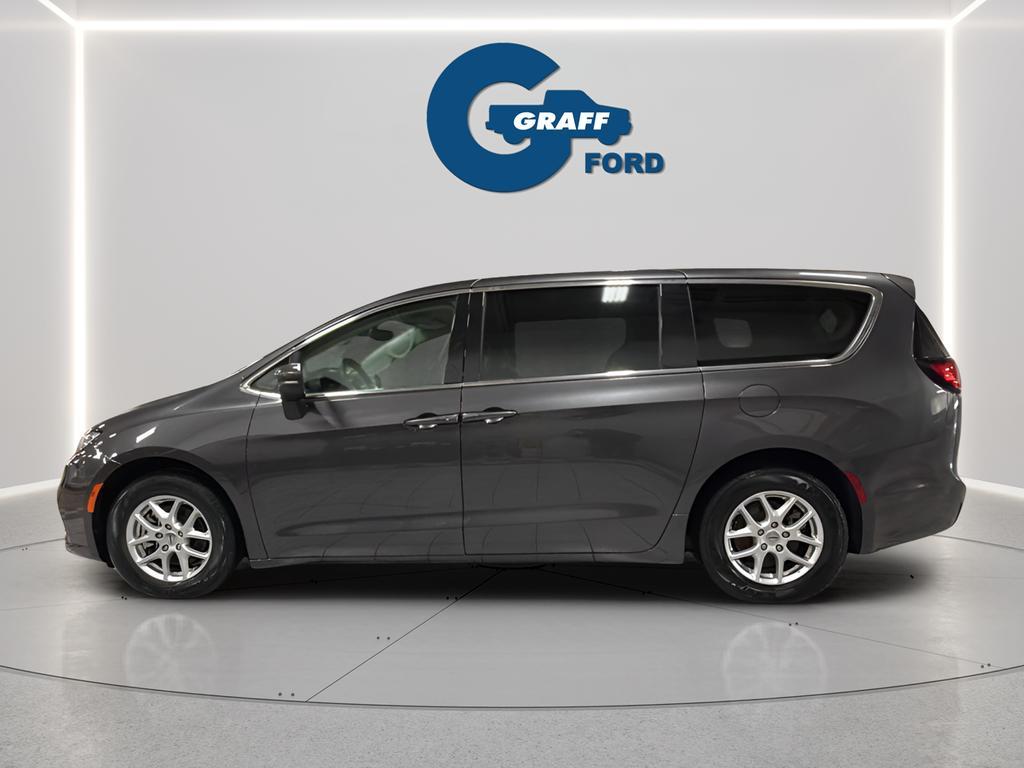 used 2023 Chrysler Pacifica car, priced at $23,999