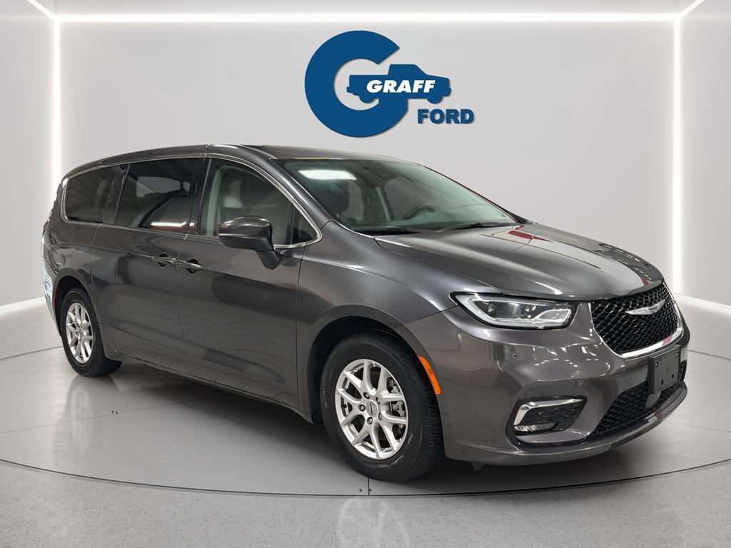 used 2023 Chrysler Pacifica car, priced at $23,999