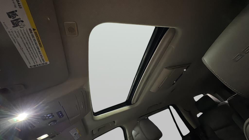 used 2019 GMC Yukon car, priced at $31,488