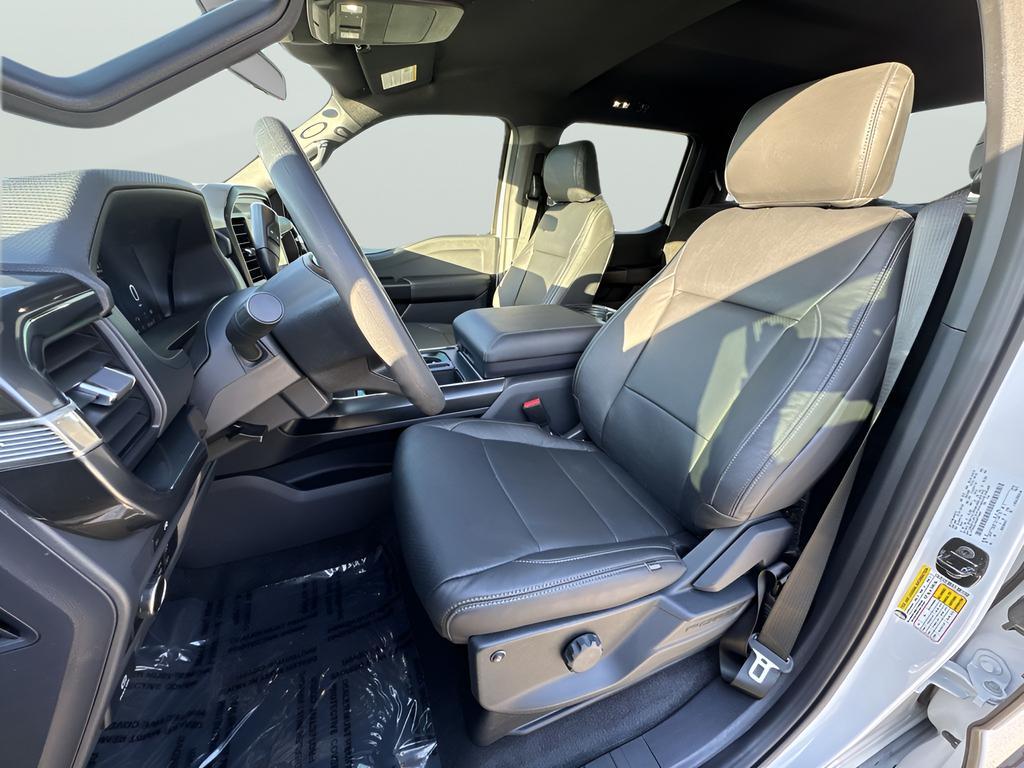 new 2025 Ford F-150 car, priced at $42,975