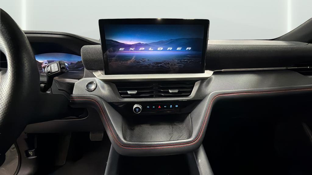 used 2025 Ford Explorer car, priced at $39,998