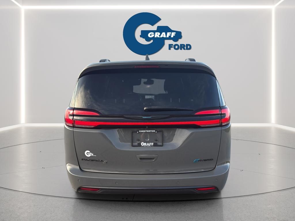 used 2021 Chrysler Pacifica Hybrid car, priced at $22,899