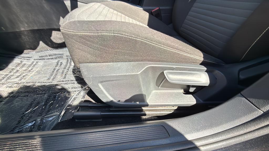 used 2024 Volkswagen Jetta car, priced at $18,376