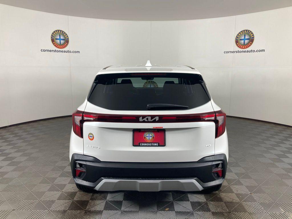 new 2026 Kia Seltos car, priced at $25,180