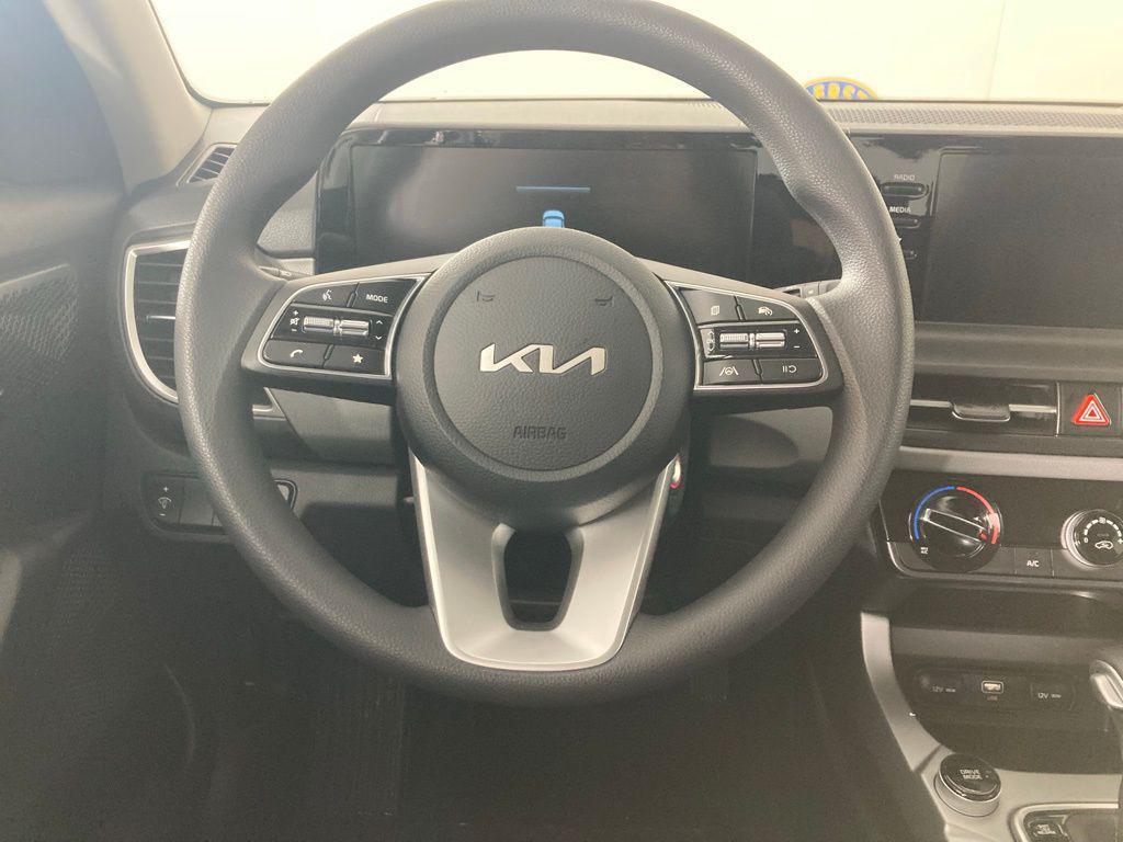 new 2026 Kia Seltos car, priced at $25,180