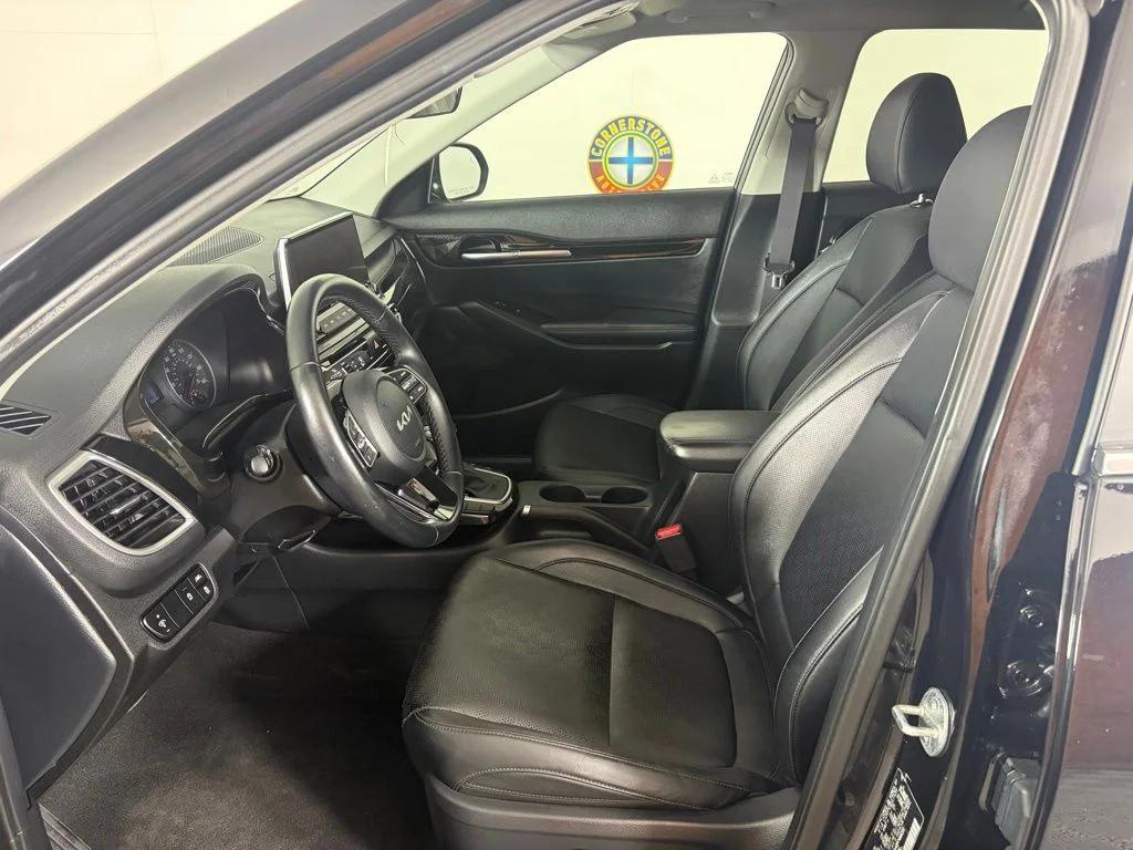 used 2023 Kia Seltos car, priced at $24,552