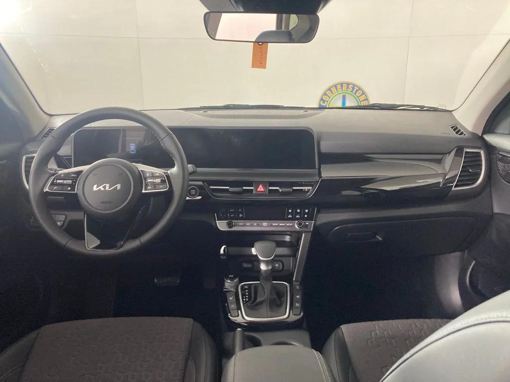 new 2026 Kia Seltos car, priced at $27,180