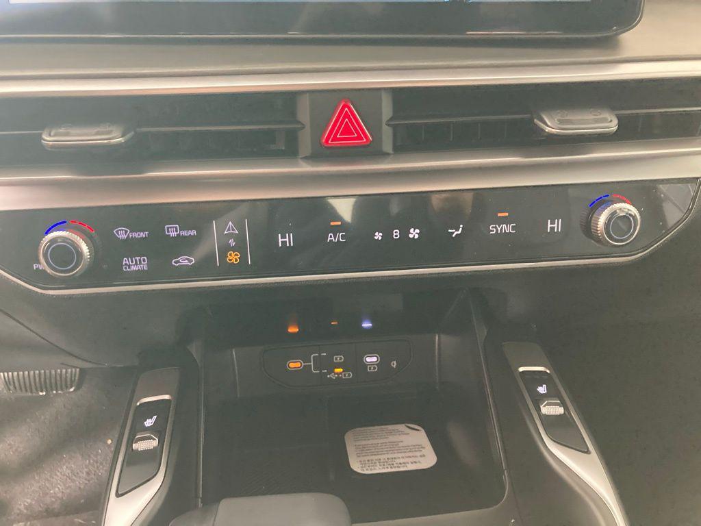 new 2026 Kia Sorento car, priced at $41,595