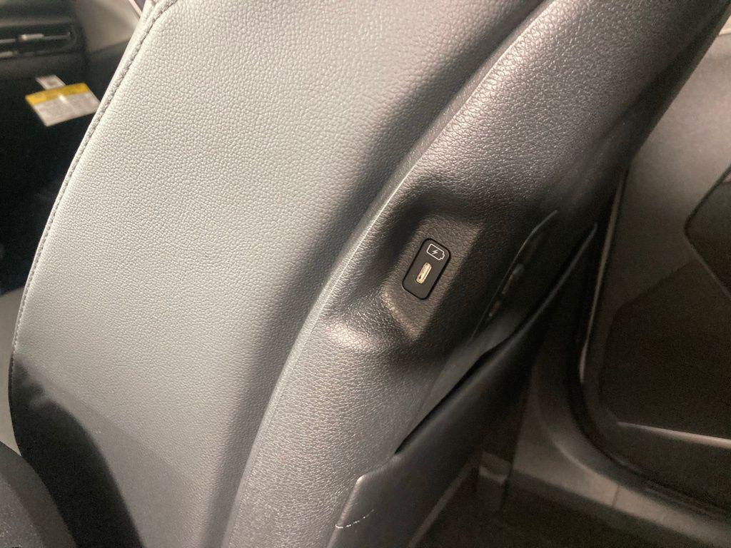 new 2026 Kia Sportage car, priced at $35,915