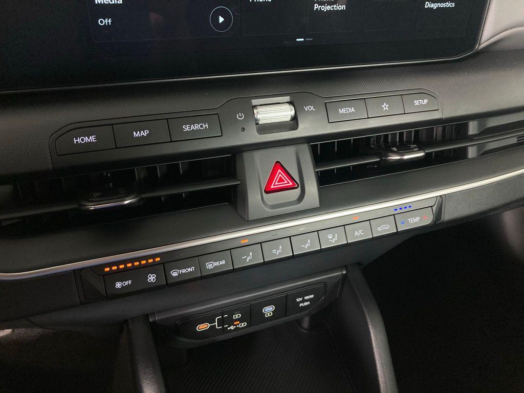 new 2025 Kia K4 car, priced at $22,165