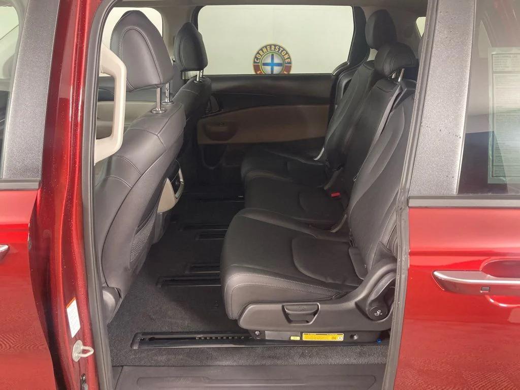 new 2026 Kia Carnival car, priced at $37,880