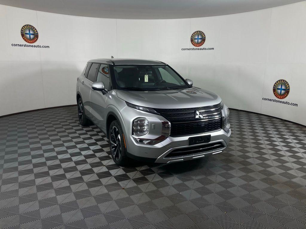 used 2024 Mitsubishi Outlander car, priced at $22,499