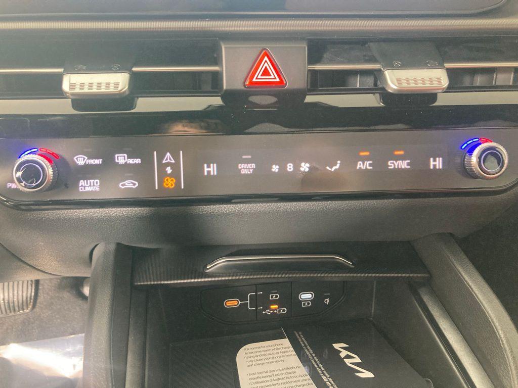 new 2026 Kia Sportage Hybrid car, priced at $39,105