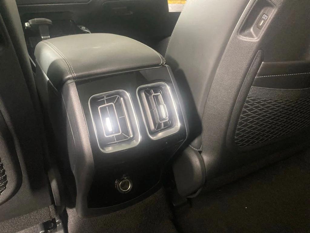 new 2026 Kia Sorento car, priced at $42,075