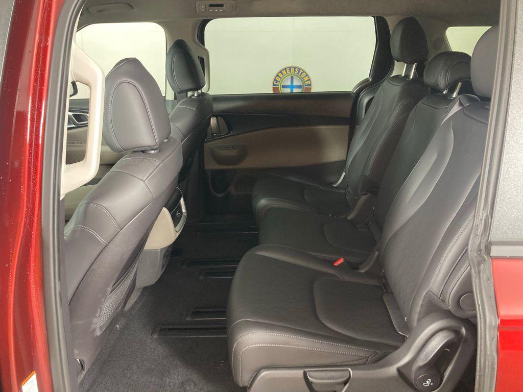 new 2026 Kia Carnival car, priced at $38,920