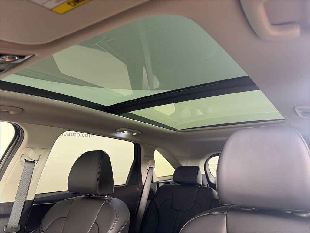 new 2026 Kia Sorento Hybrid car, priced at $40,150