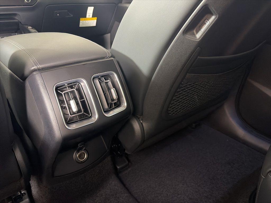 new 2026 Kia Sorento Hybrid car, priced at $40,150