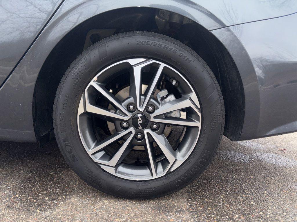 used 2024 Kia Forte car, priced at $18,889