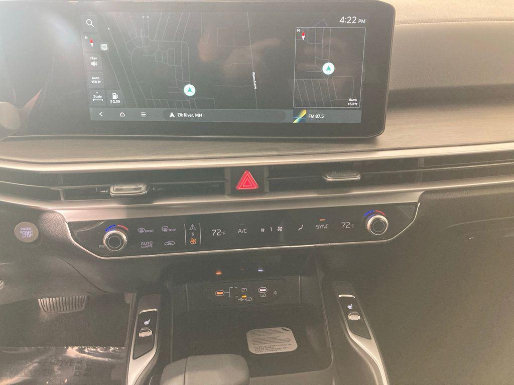 new 2026 Kia Sorento car, priced at $40,350