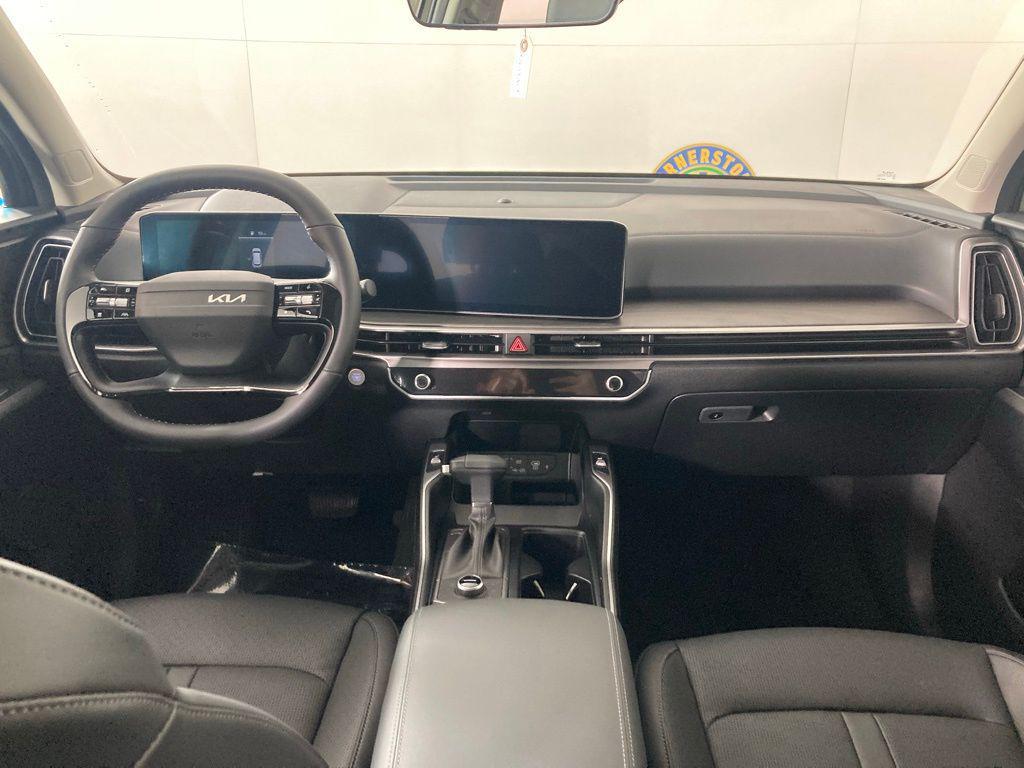 new 2026 Kia Sorento car, priced at $40,350
