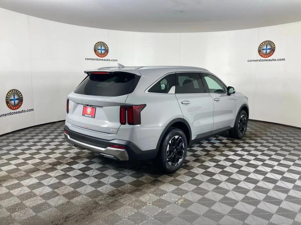 new 2026 Kia Sorento car, priced at $35,895