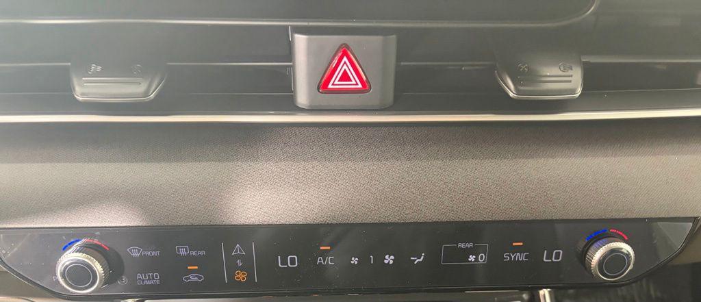 new 2026 Kia Carnival car, priced at $40,895