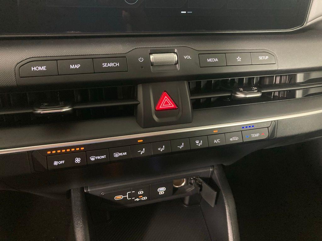 new 2025 Kia K4 car, priced at $22,560