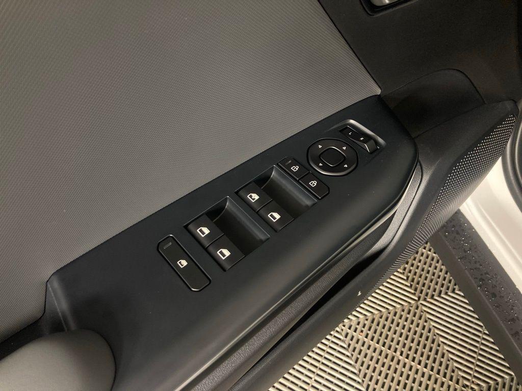 new 2025 Kia K4 car, priced at $22,560