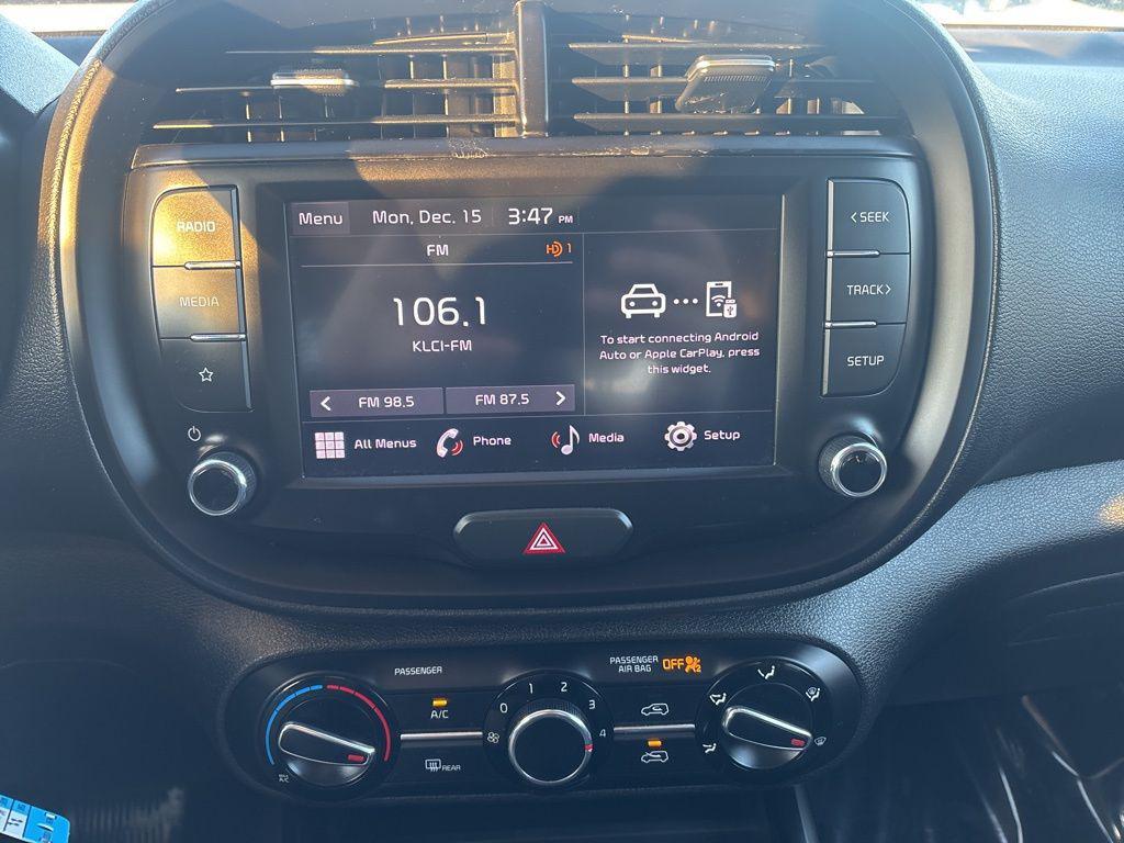 used 2022 Kia Soul car, priced at $13,999