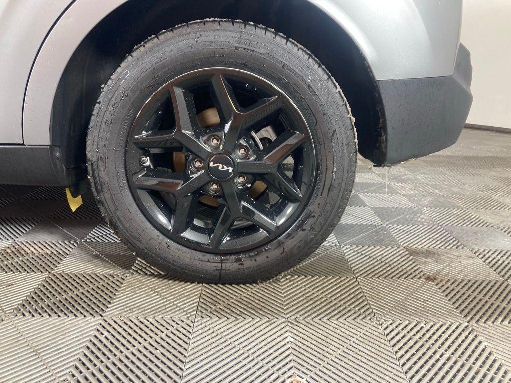 used 2022 Kia Soul car, priced at $13,999