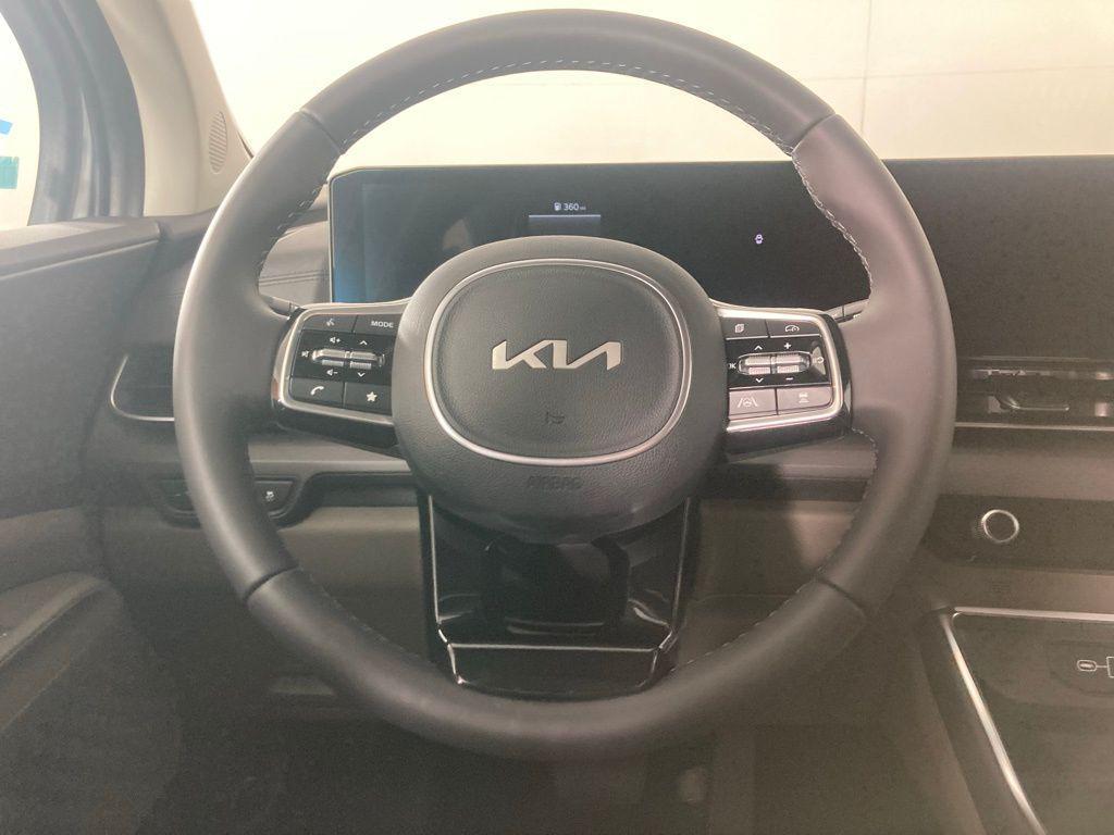 new 2026 Kia Carnival car, priced at $41,195