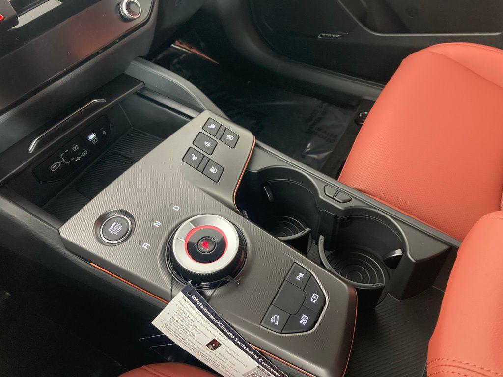 new 2026 Kia Sportage Hybrid car, priced at $39,160