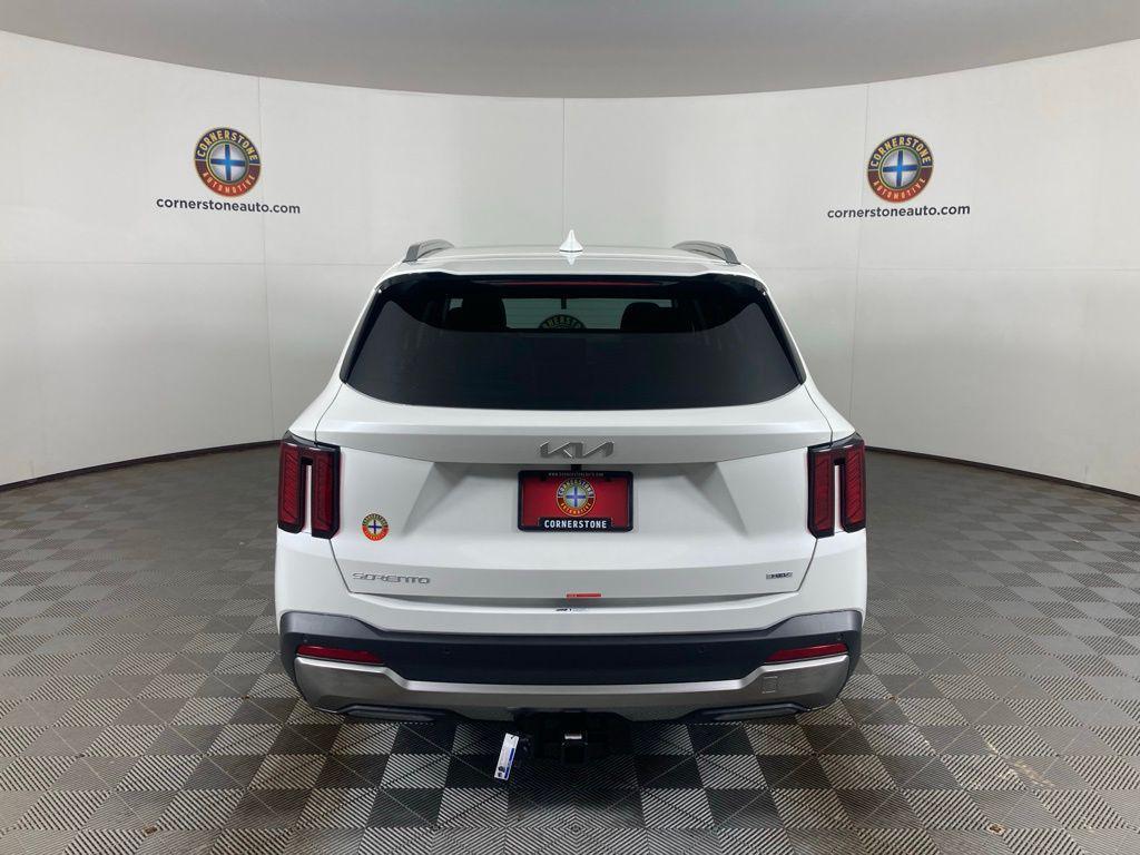 new 2026 Kia Sorento Hybrid car, priced at $40,710
